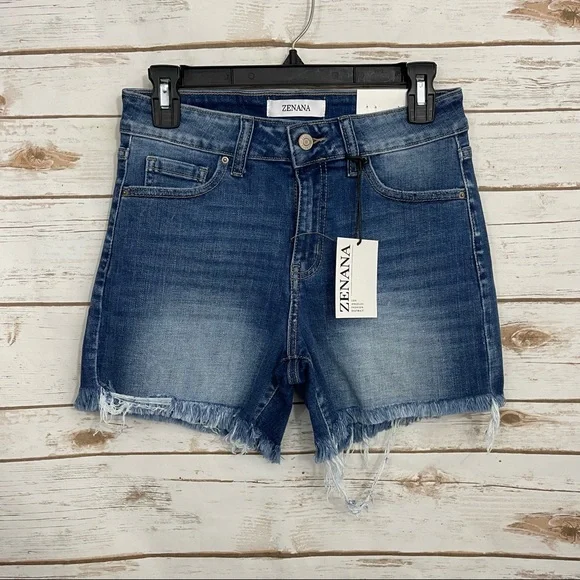NWT Zenana Medium Wash Denim High Rise Raw Hem Shorts - Picture 1 of 8